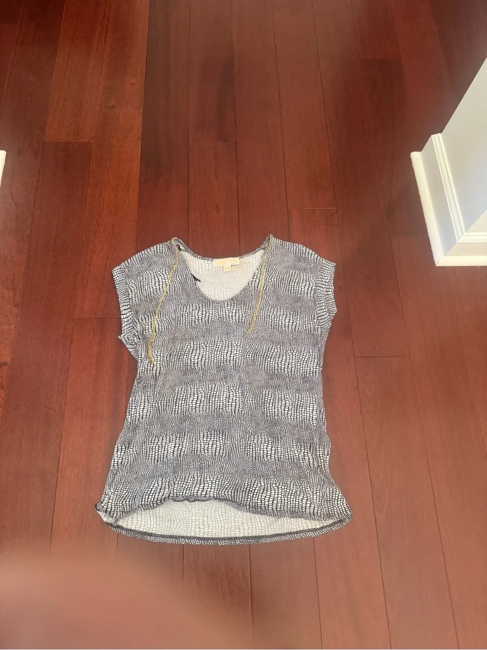 Michael Kors Black and White Short Sleeve Patterned Top